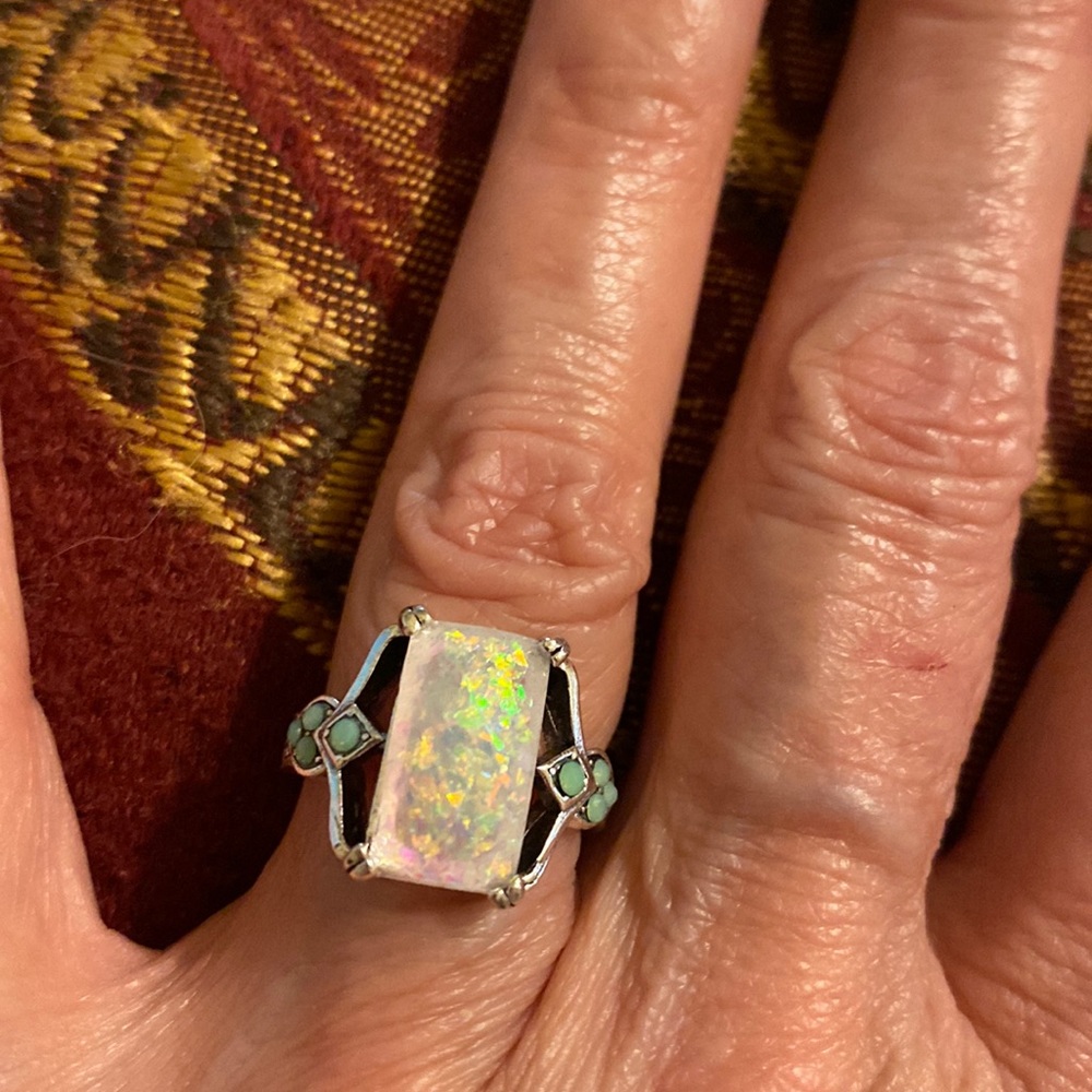 Beautiful Size 6 Faux Opal Ring